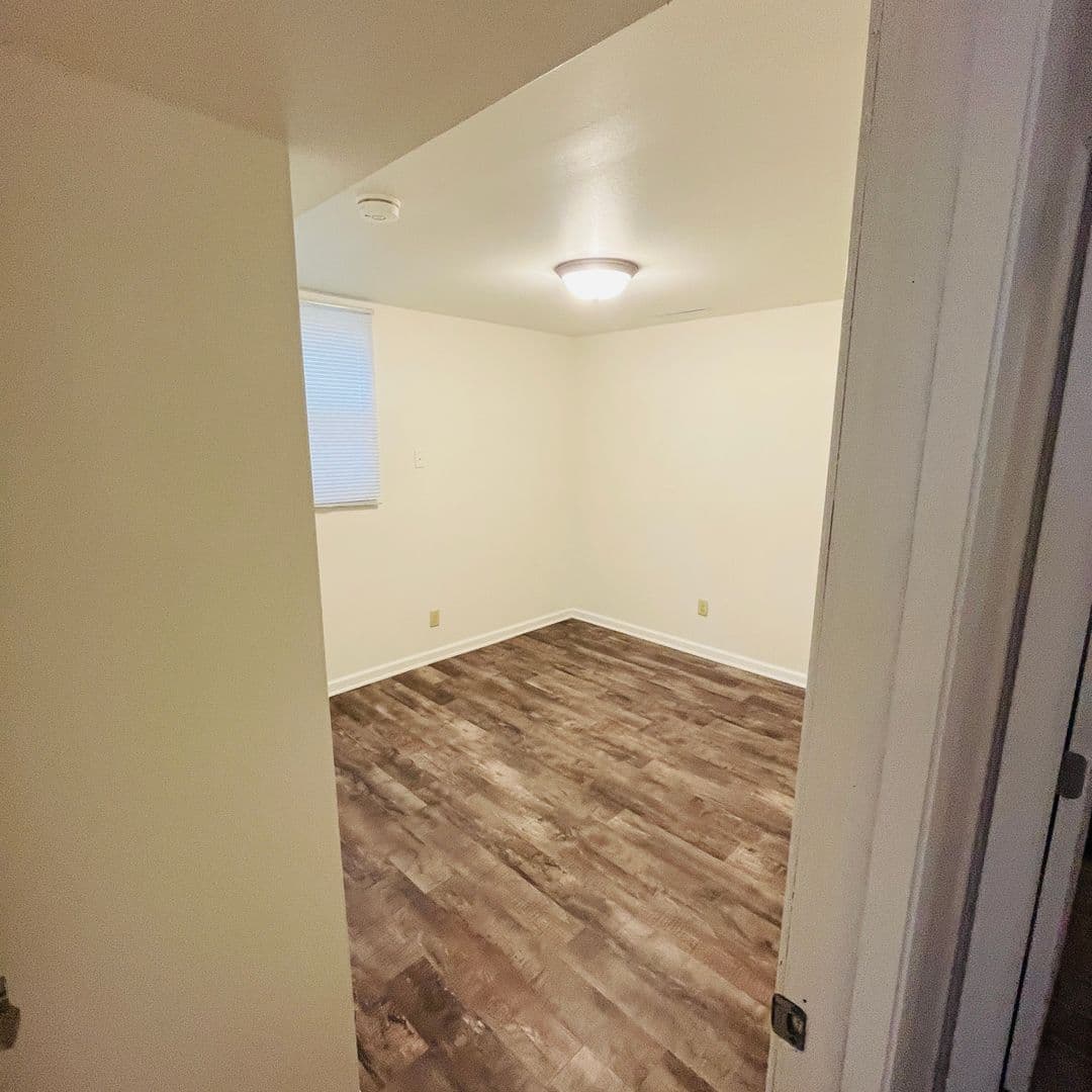 Sun Prairie Townhome: 2000-2004 Wyoming Ave