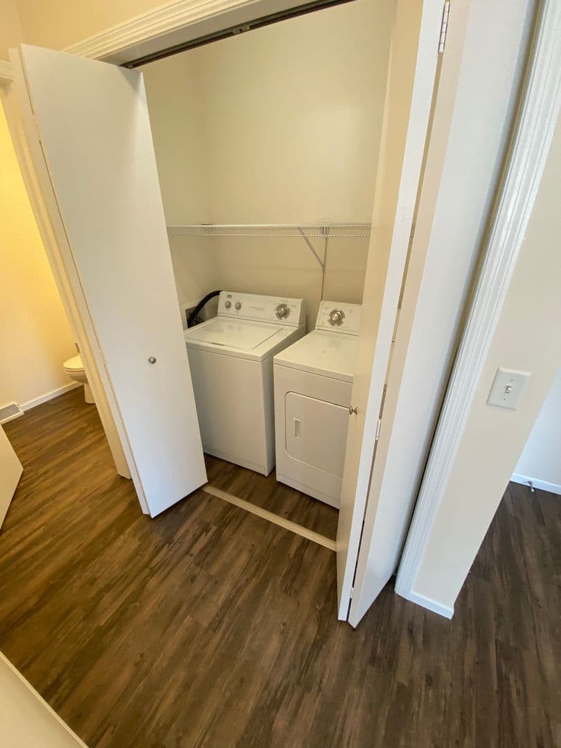 Madison Townhome: 102-112 Wind Stone Drive