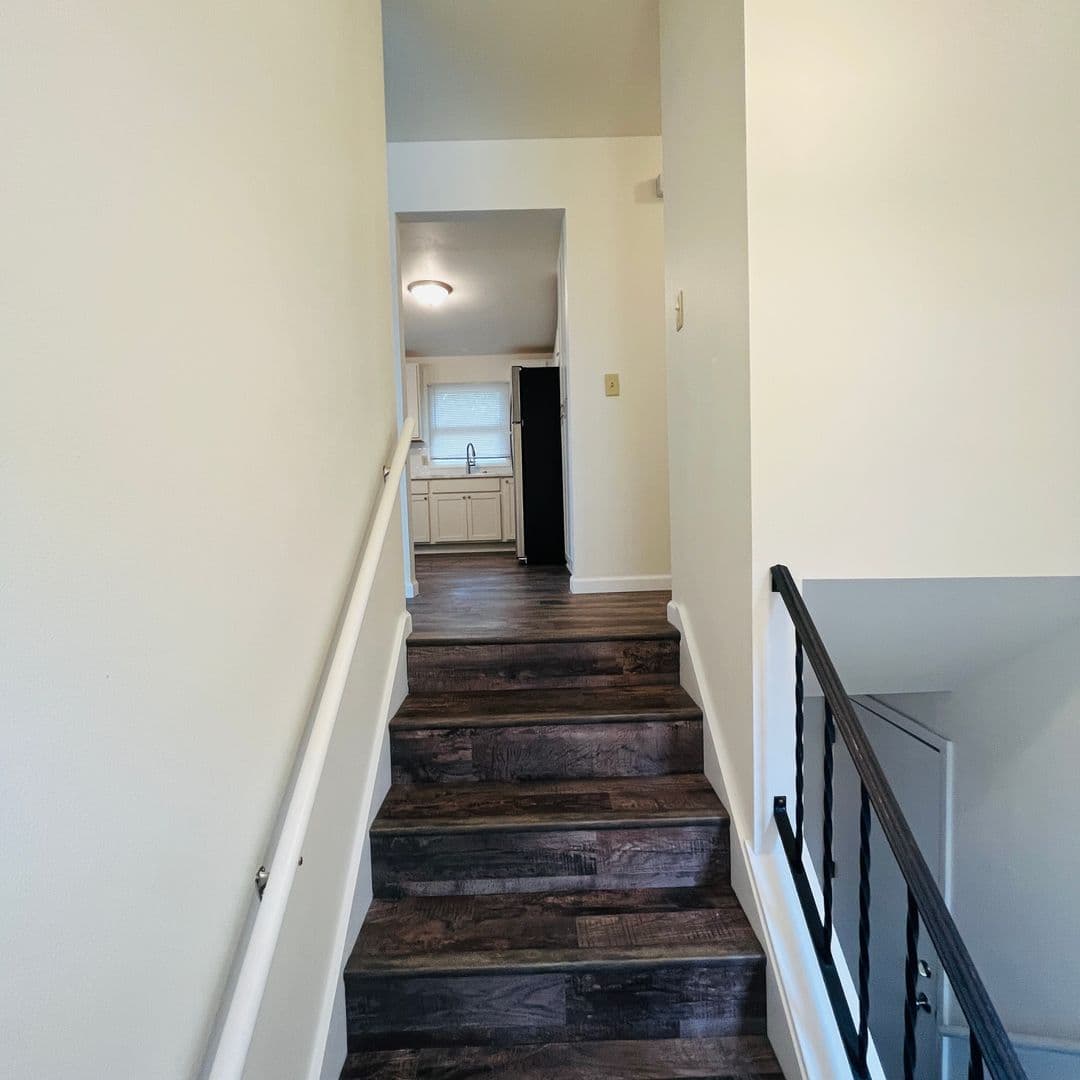 Sun Prairie Townhome: 2000-2004 Wyoming Ave