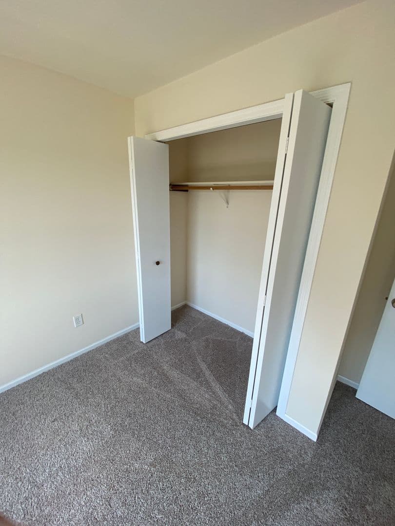 Madison Townhome: 102-112 Wind Stone Drive