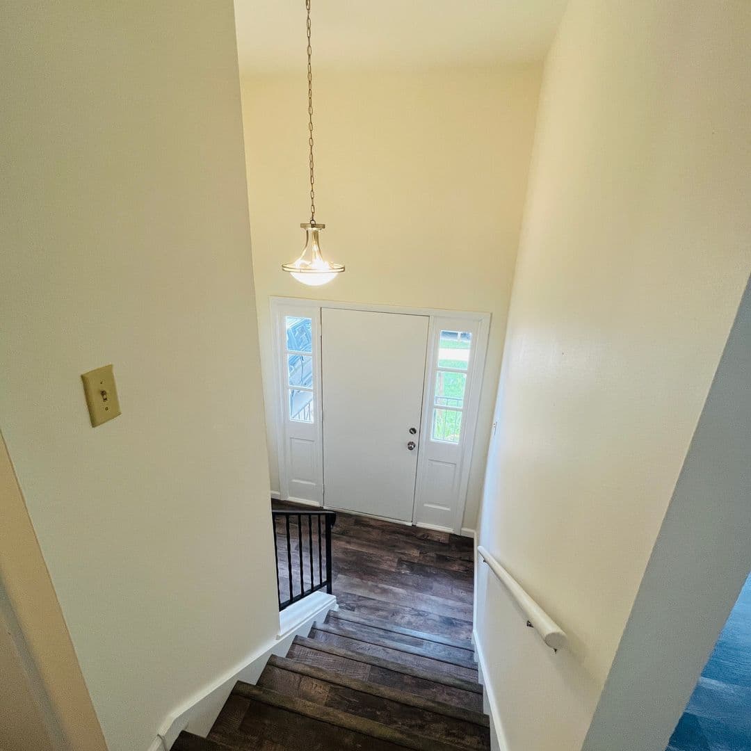 Sun Prairie Townhome: 2000-2004 Wyoming Ave