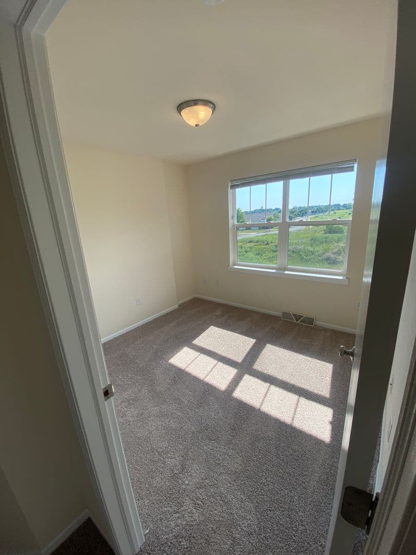 Madison Townhome: 102-112 Wind Stone Drive