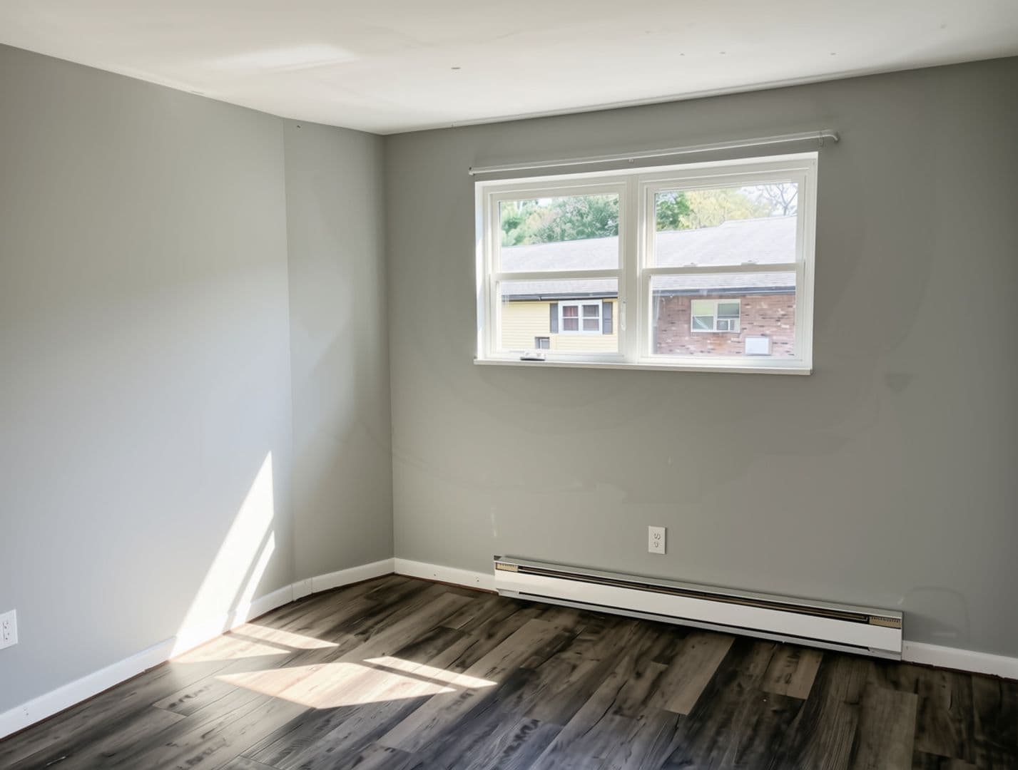 Easthampton Apartment: 9-29 West Lake Street/2-4 Culdaff Street