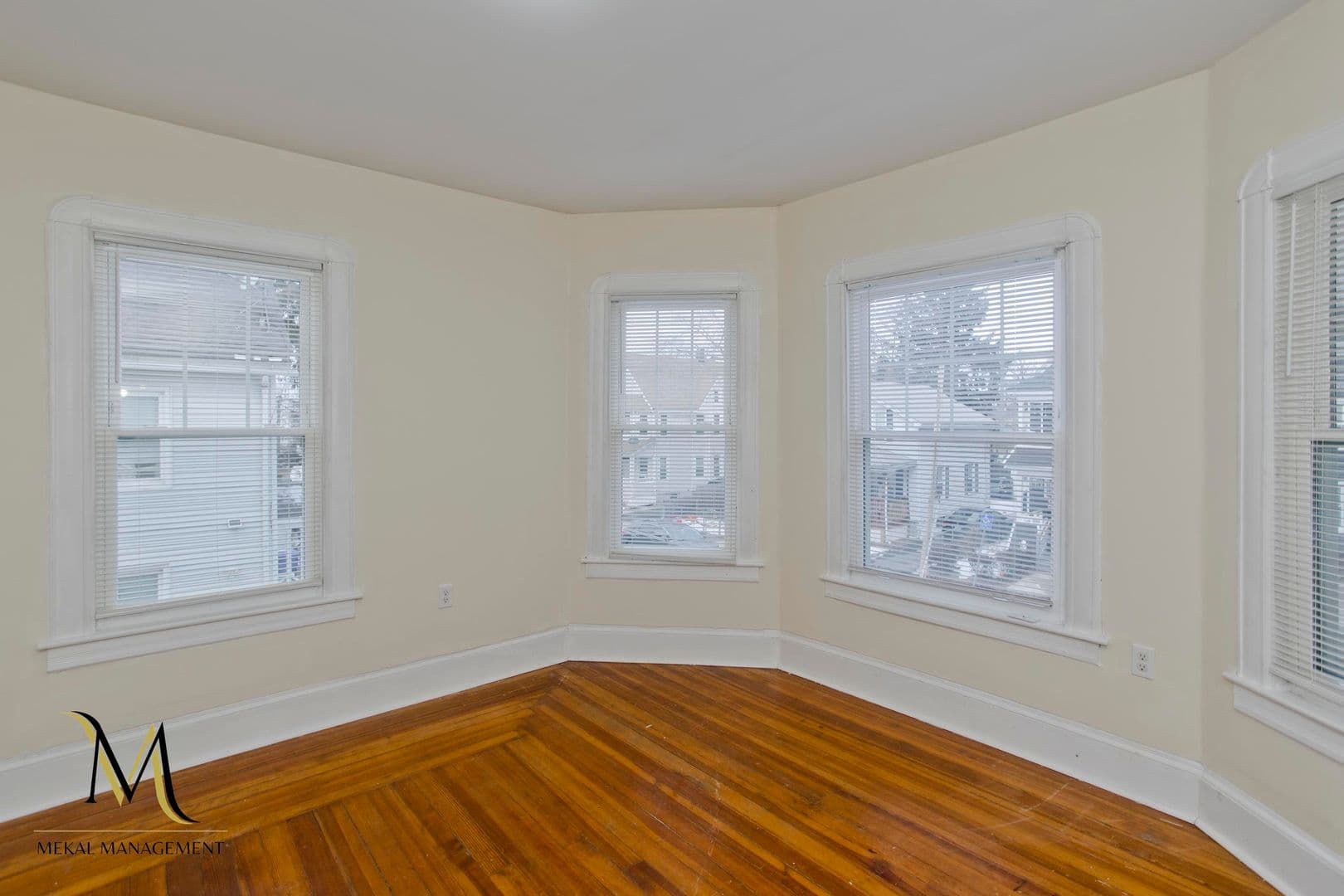 Springfield Apartment: 54 Clantoy Street
