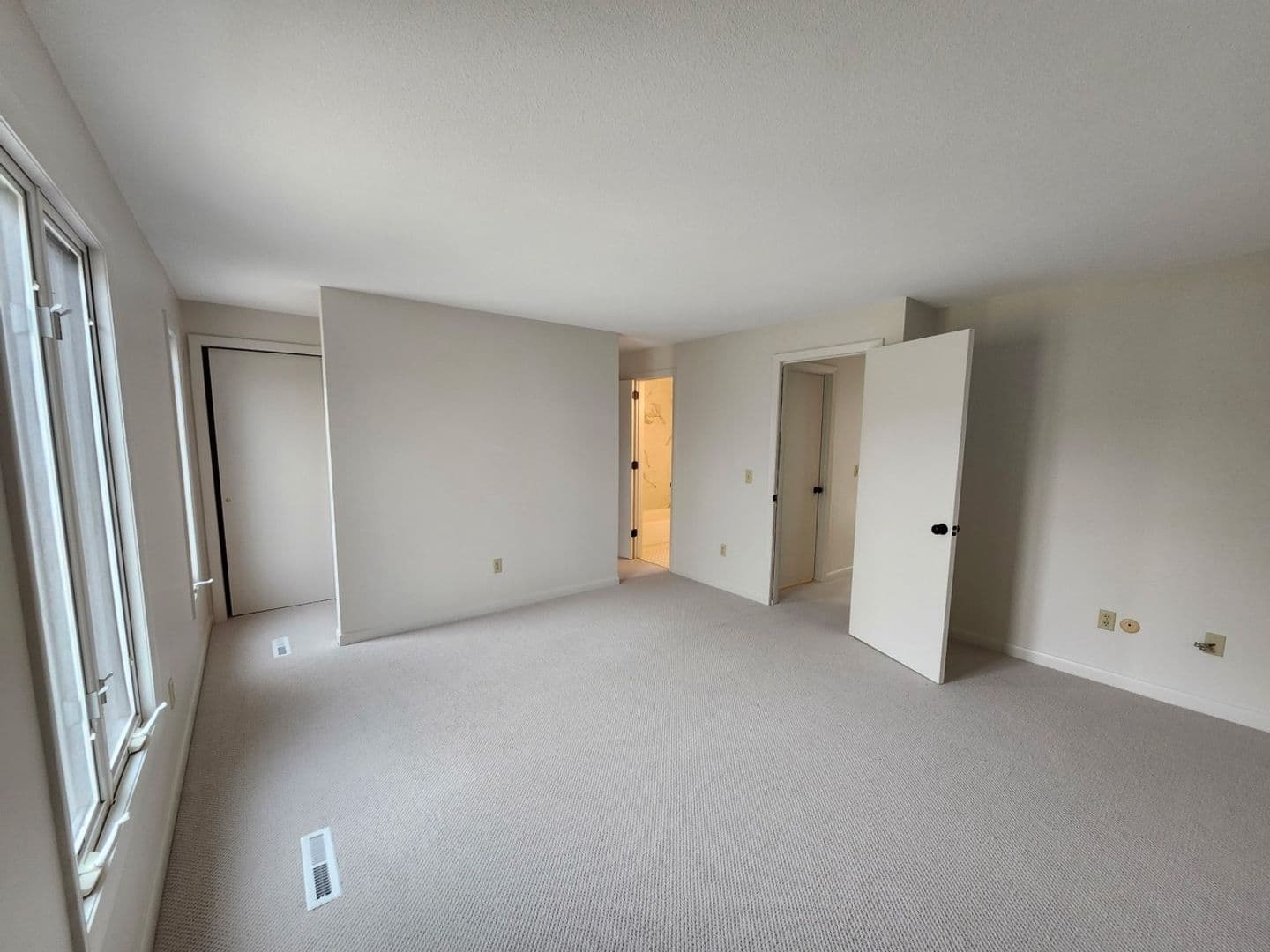 Amherst Condo: 10 Winston Court