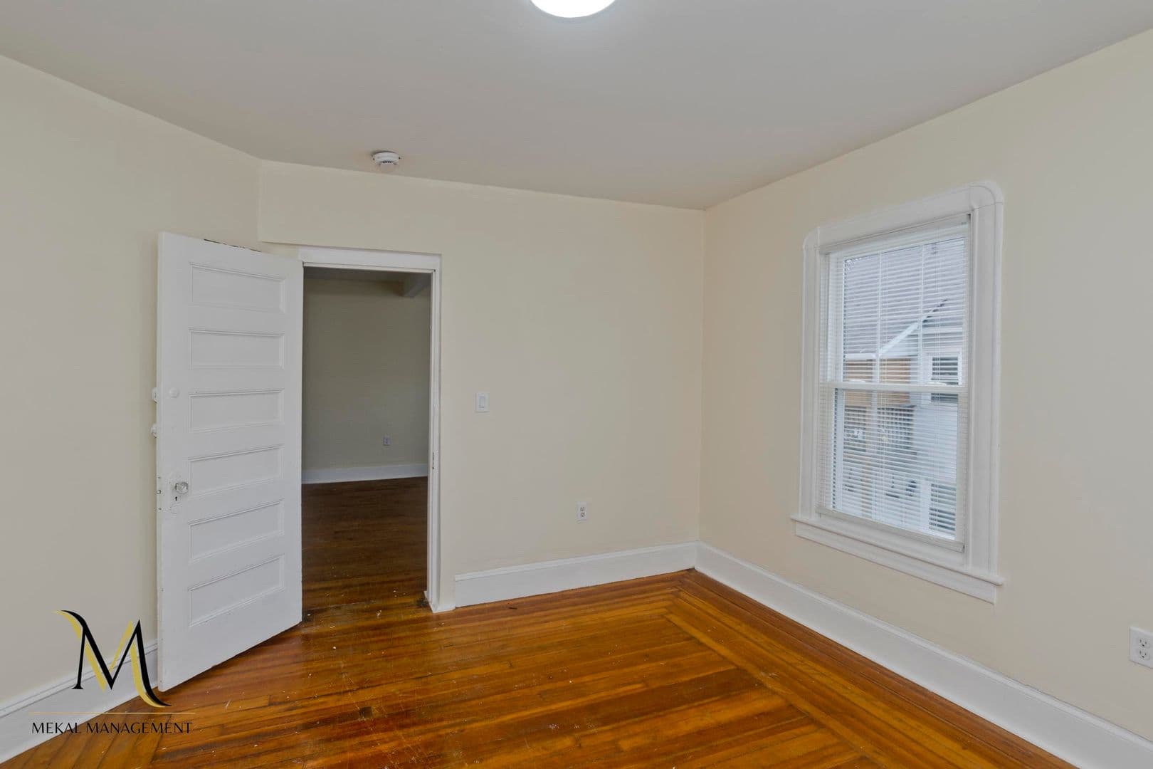 Springfield Apartment: 54 Clantoy Street