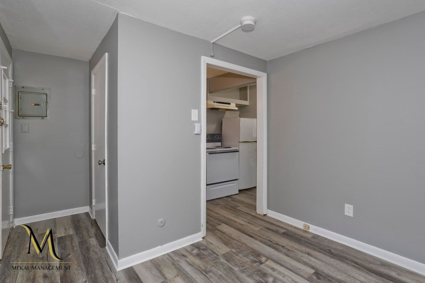 Easthampton Apartment: 9-29 West Lake Street/2-4 Culdaff Street