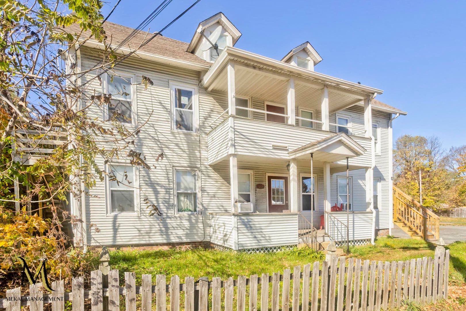 Ware Apartment: 61 West St