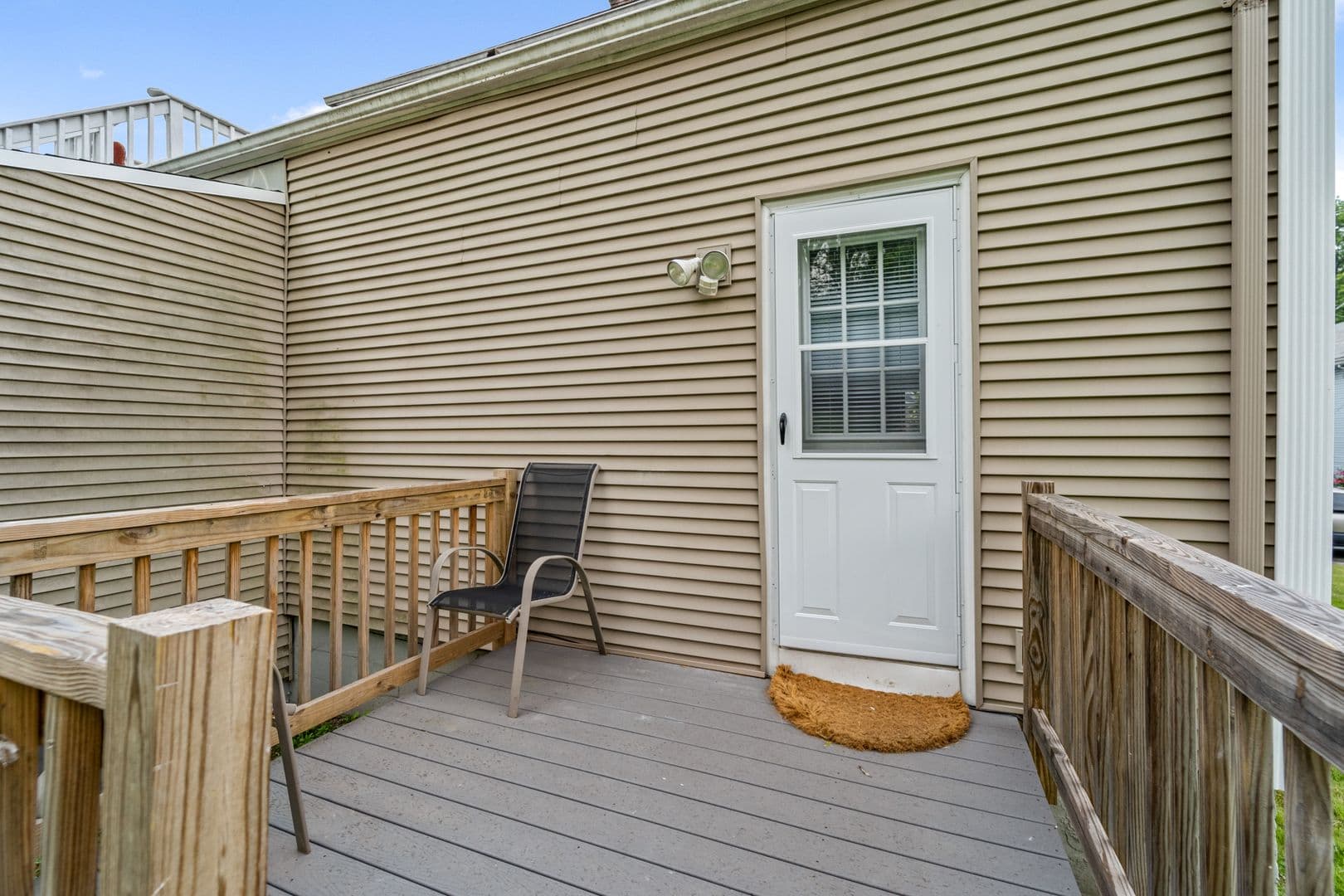 South Hadley Apartment: 9 Graves Street