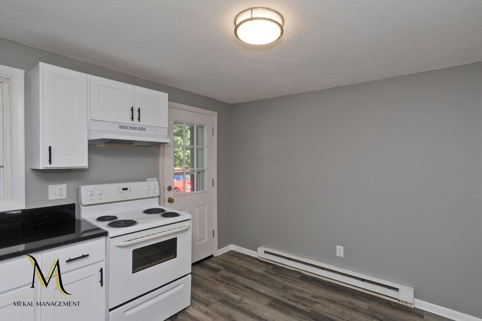Easthampton Apartment: 9-29 West Lake Street/2-4 Culdaff Street
