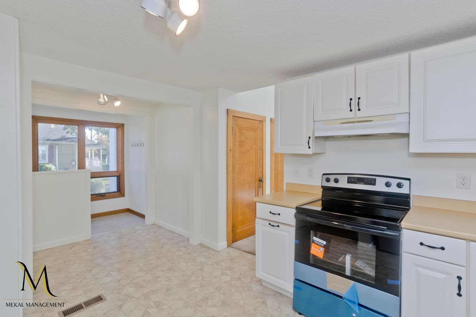 West Springfield House: 92 Maple St