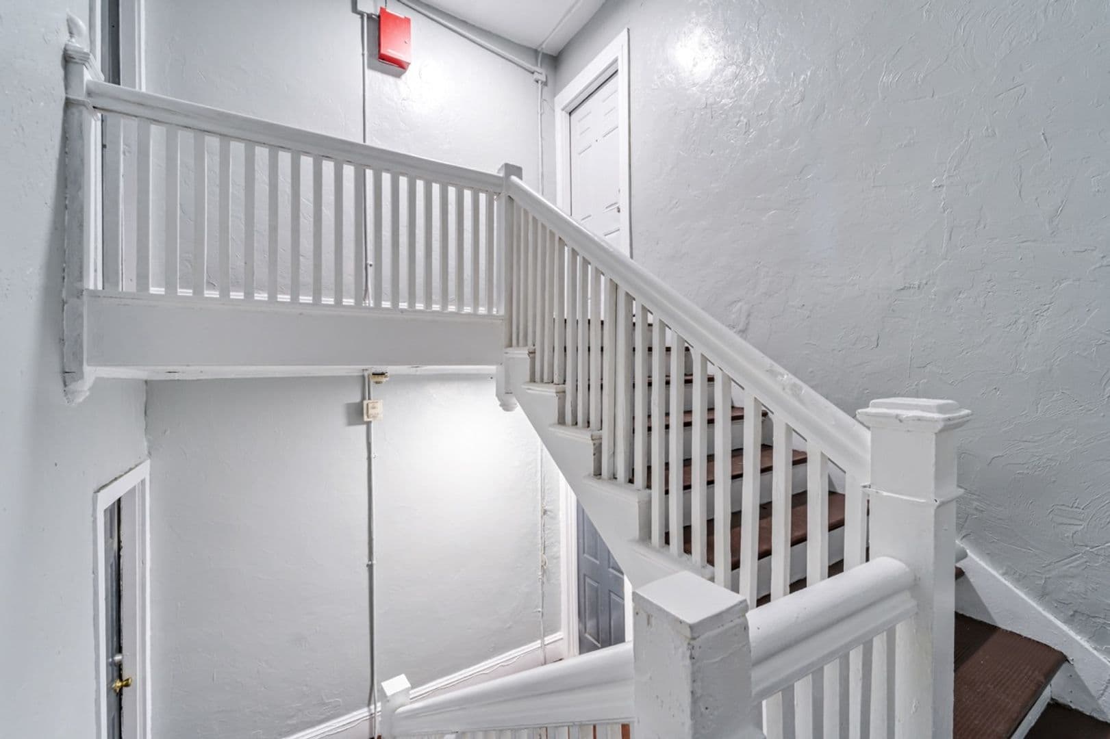 SPRINGFIELD Apartment: 685 STATE ST