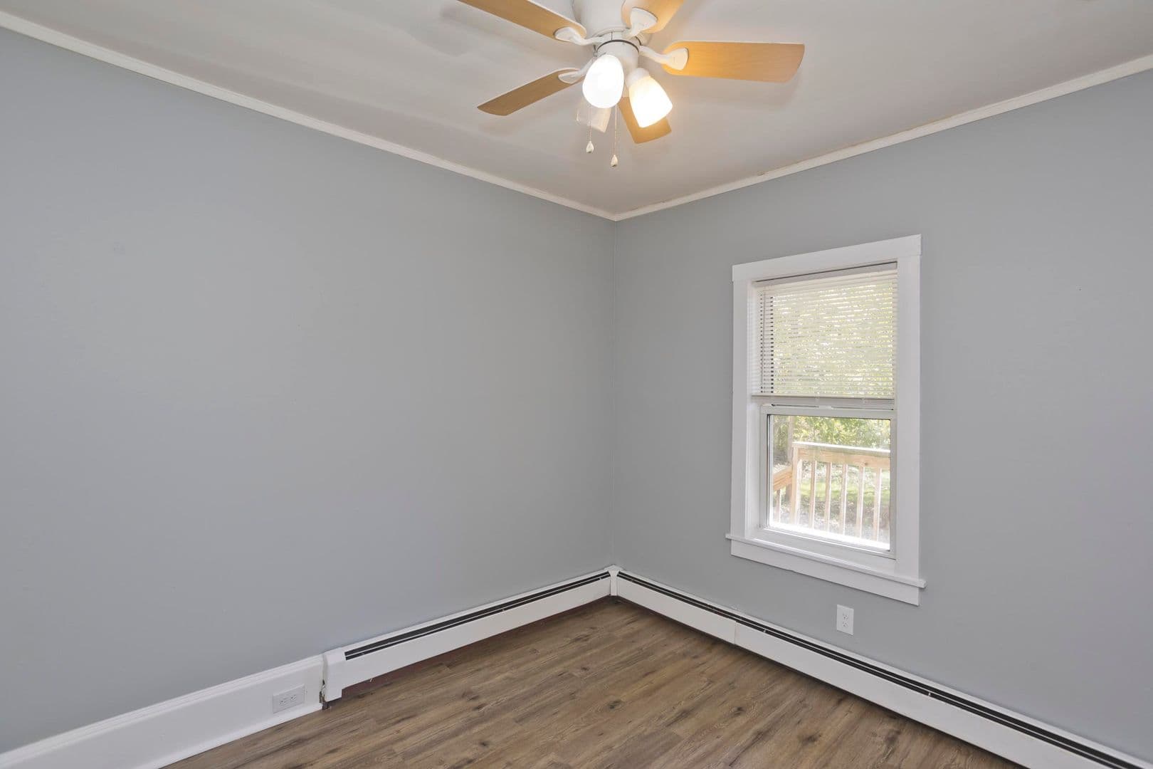 South Hadley Apartment: 9 Graves Street