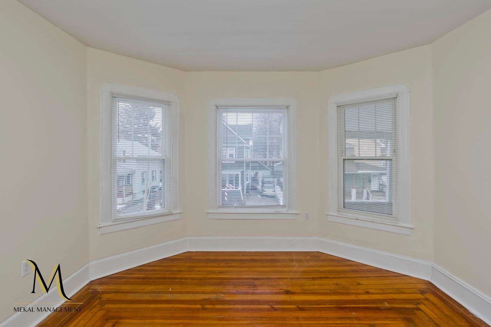 Springfield Apartment: 54 Clantoy Street