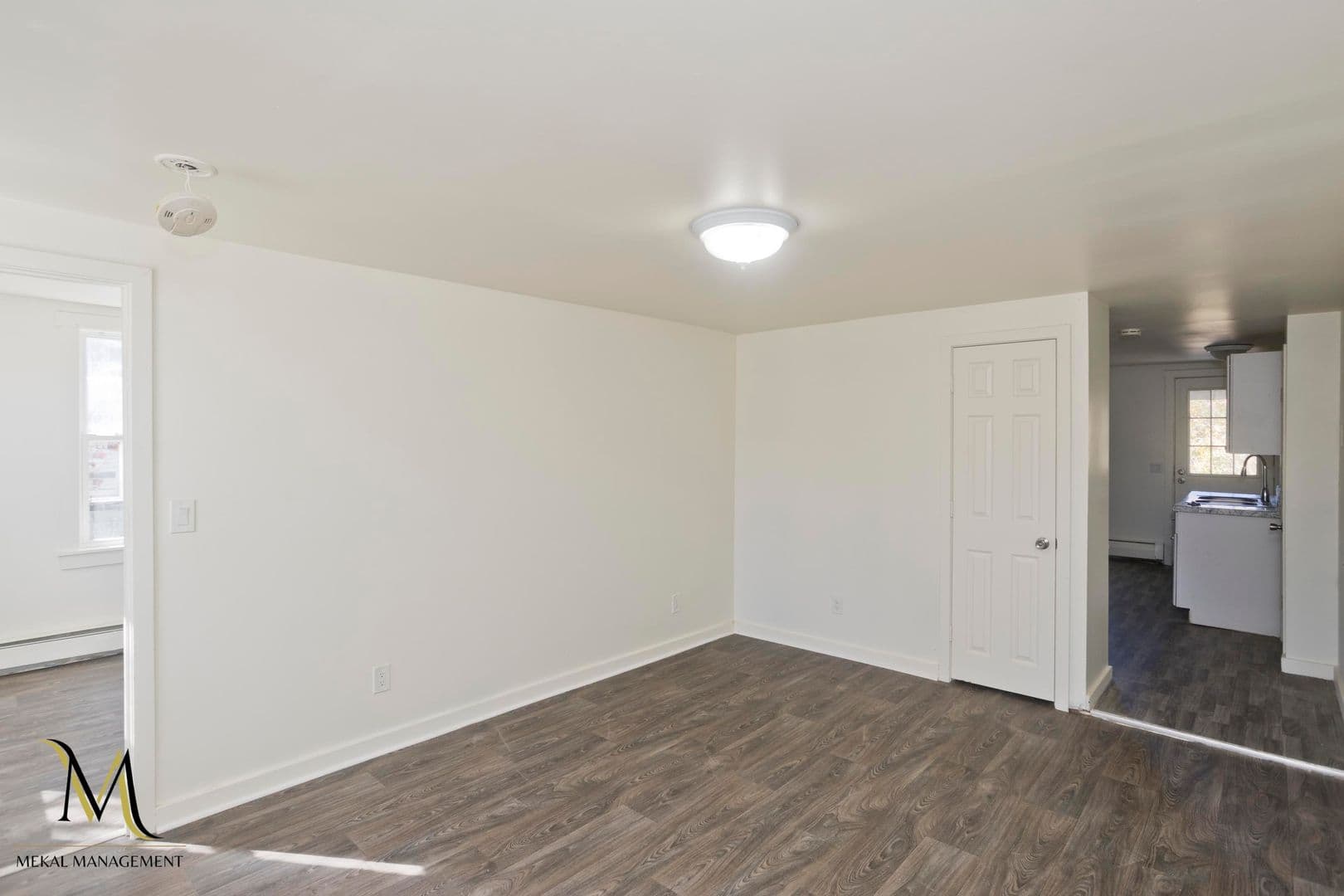 Ware Apartment: 61 West St