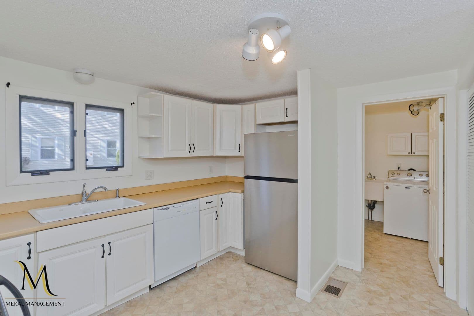 West Springfield House: 92 Maple St