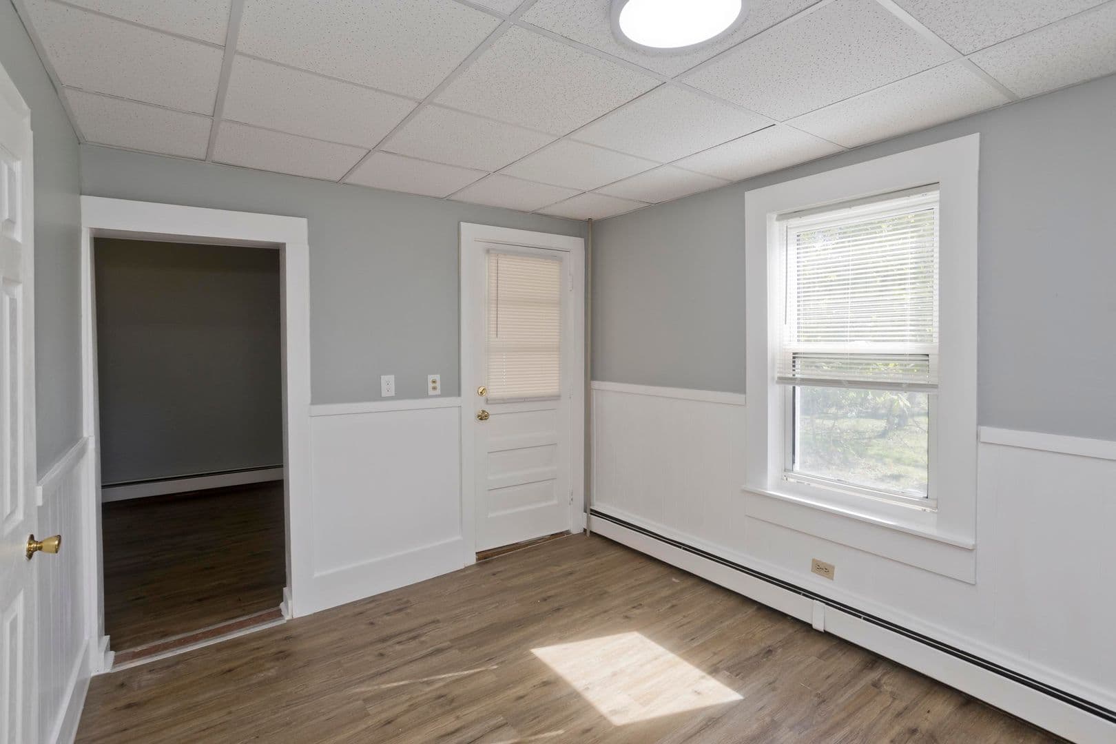 South Hadley Apartment: 9 Graves Street