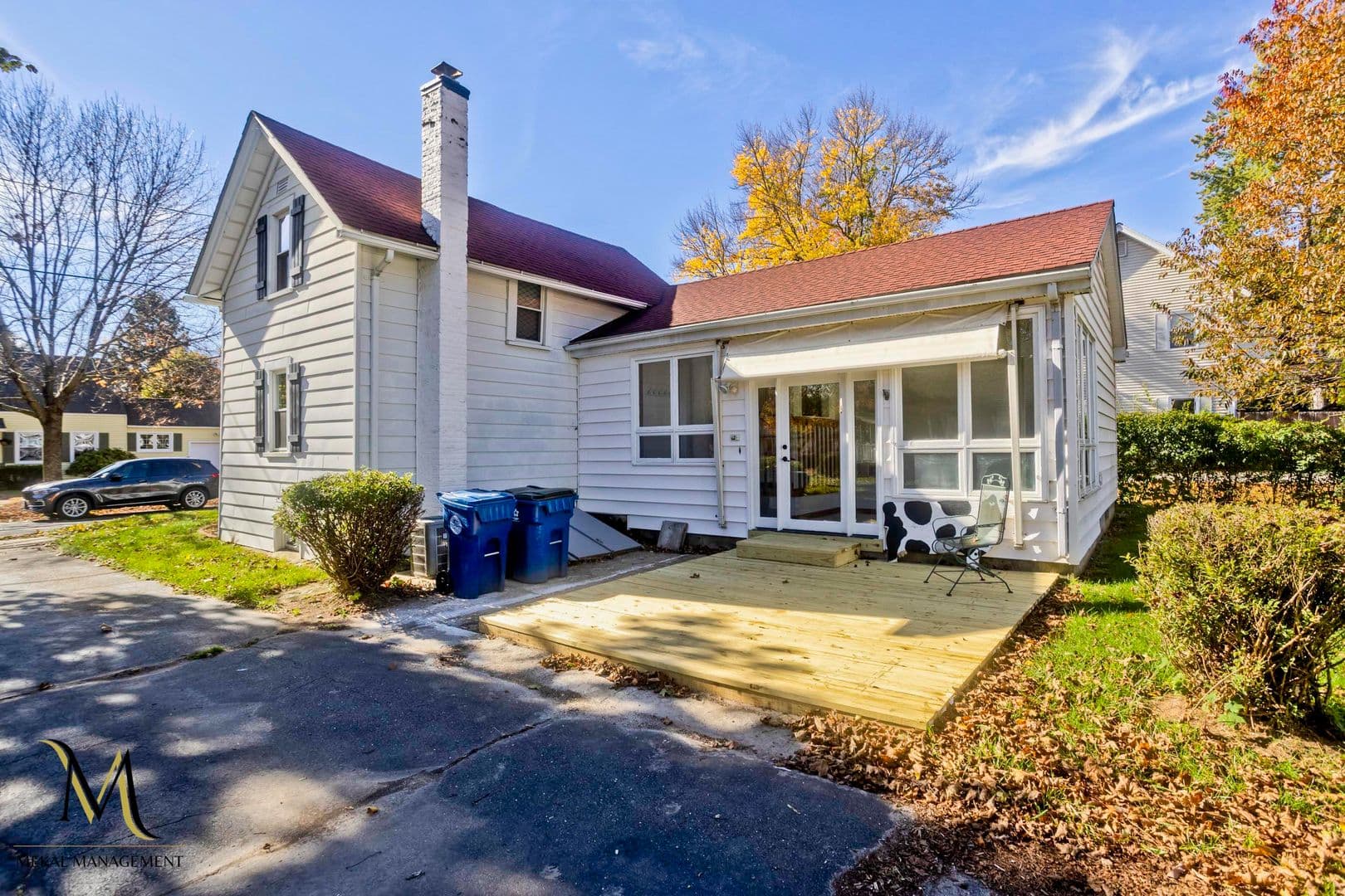 West Springfield House: 92 Maple St