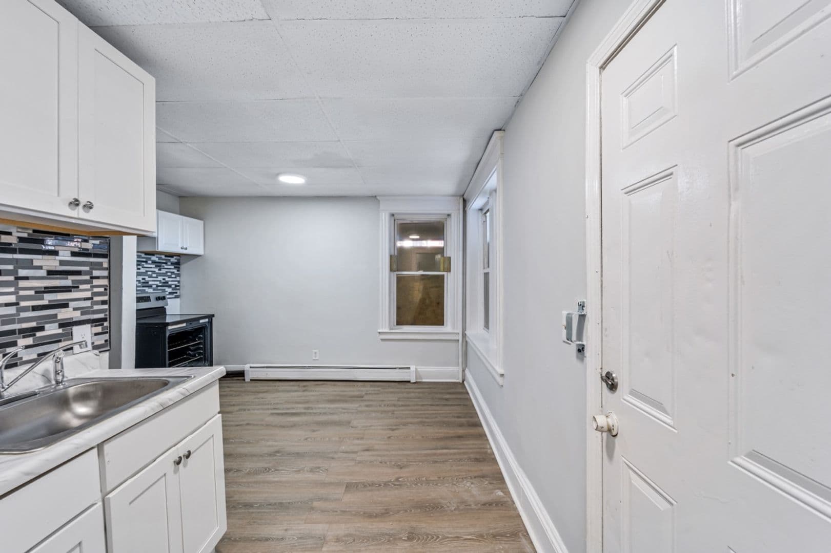 SPRINGFIELD Apartment: 685 STATE ST
