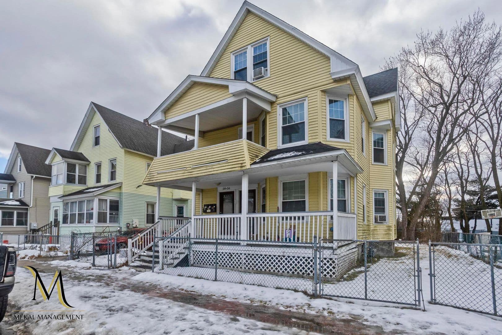 Springfield Apartment: 54 Clantoy Street