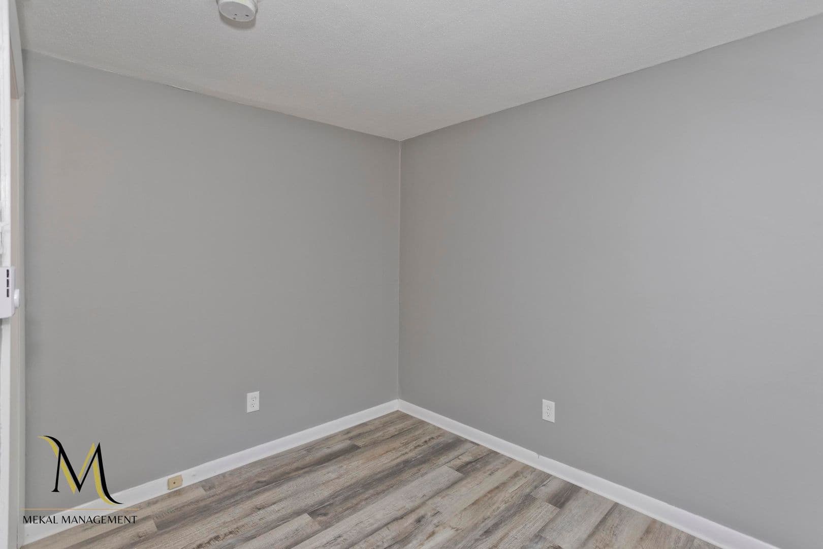 Easthampton Apartment: 9-29 West Lake Street/2-4 Culdaff Street