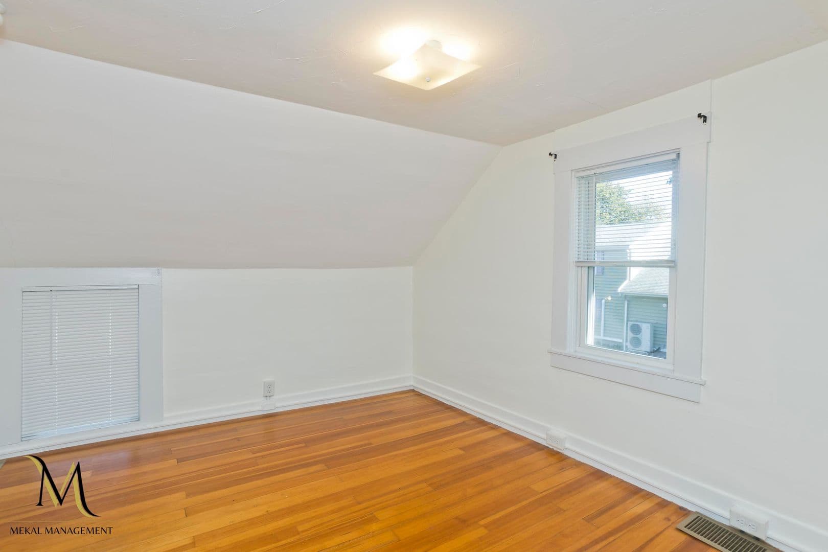 West Springfield House: 92 Maple St