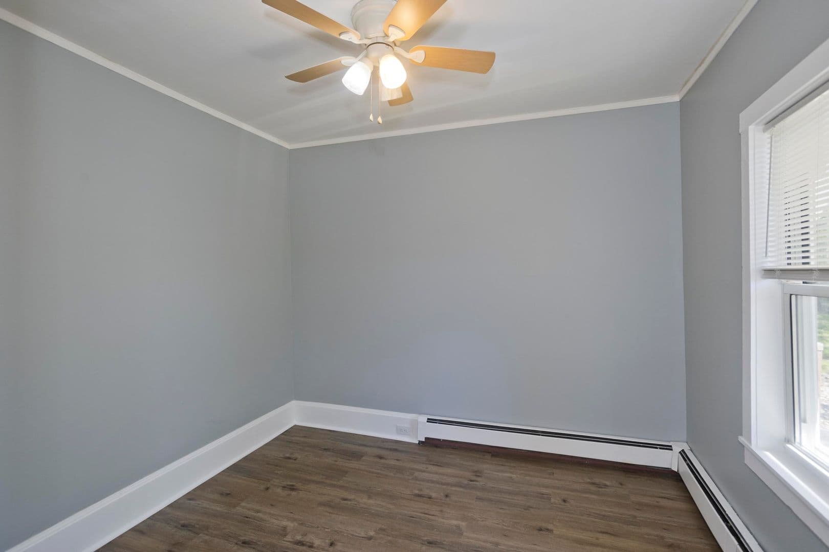 South Hadley Apartment: 9 Graves Street