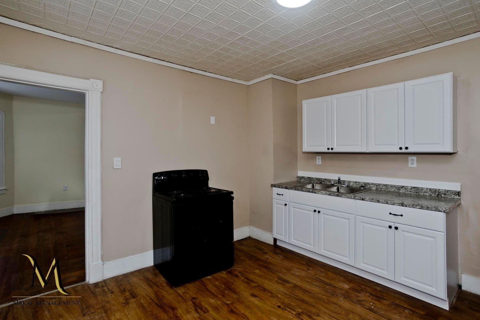 Springfield Apartment: 54 Clantoy Street