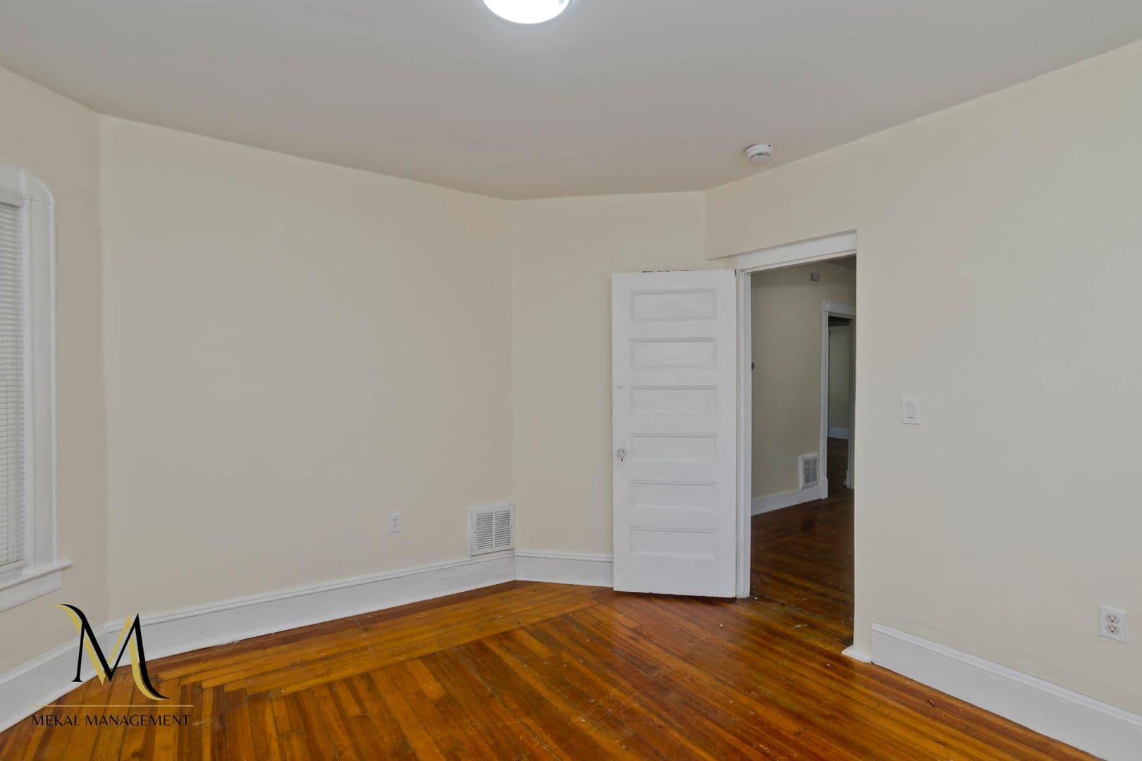 Springfield Apartment: 54 Clantoy Street