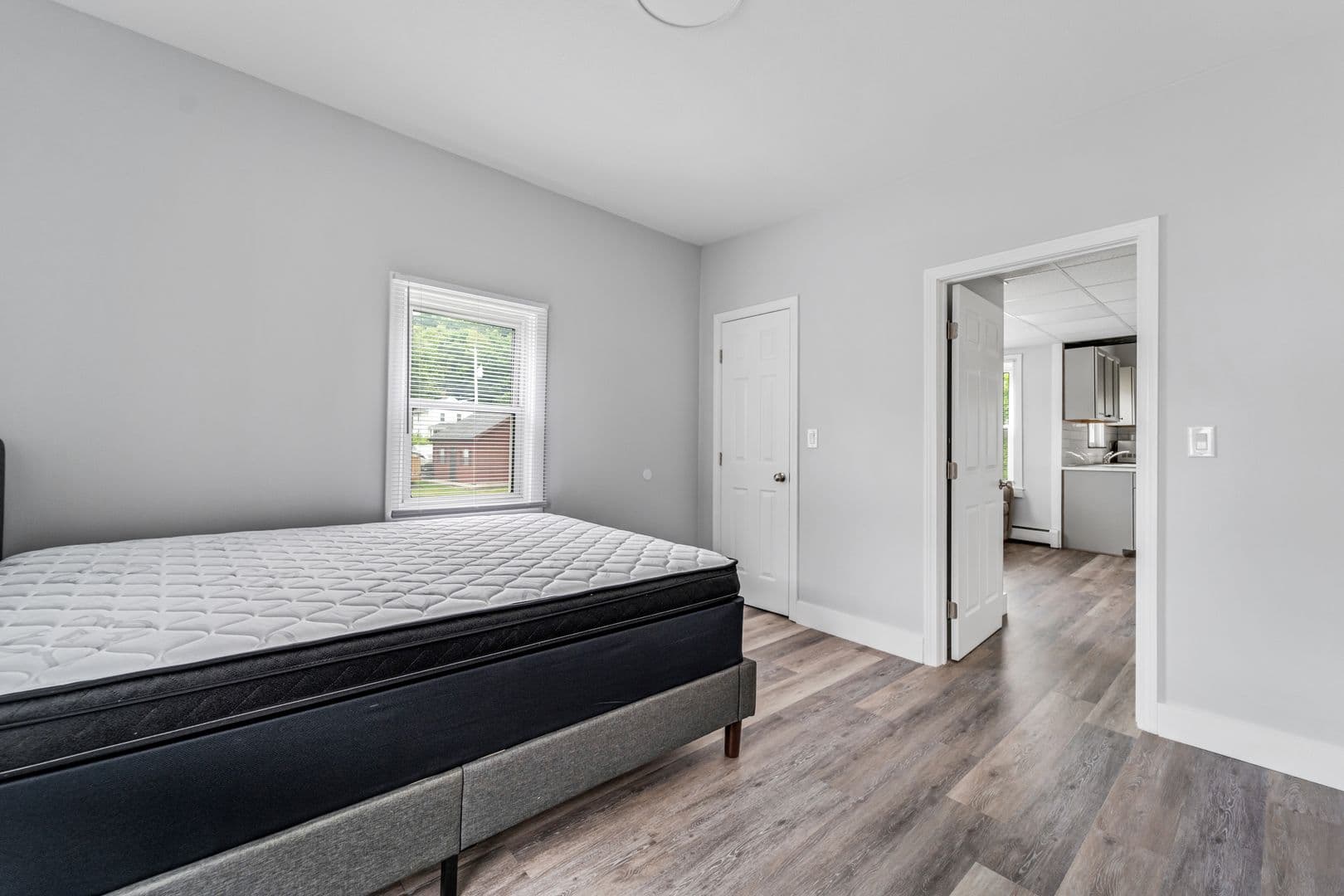 South Hadley Apartment: 9 Graves Street