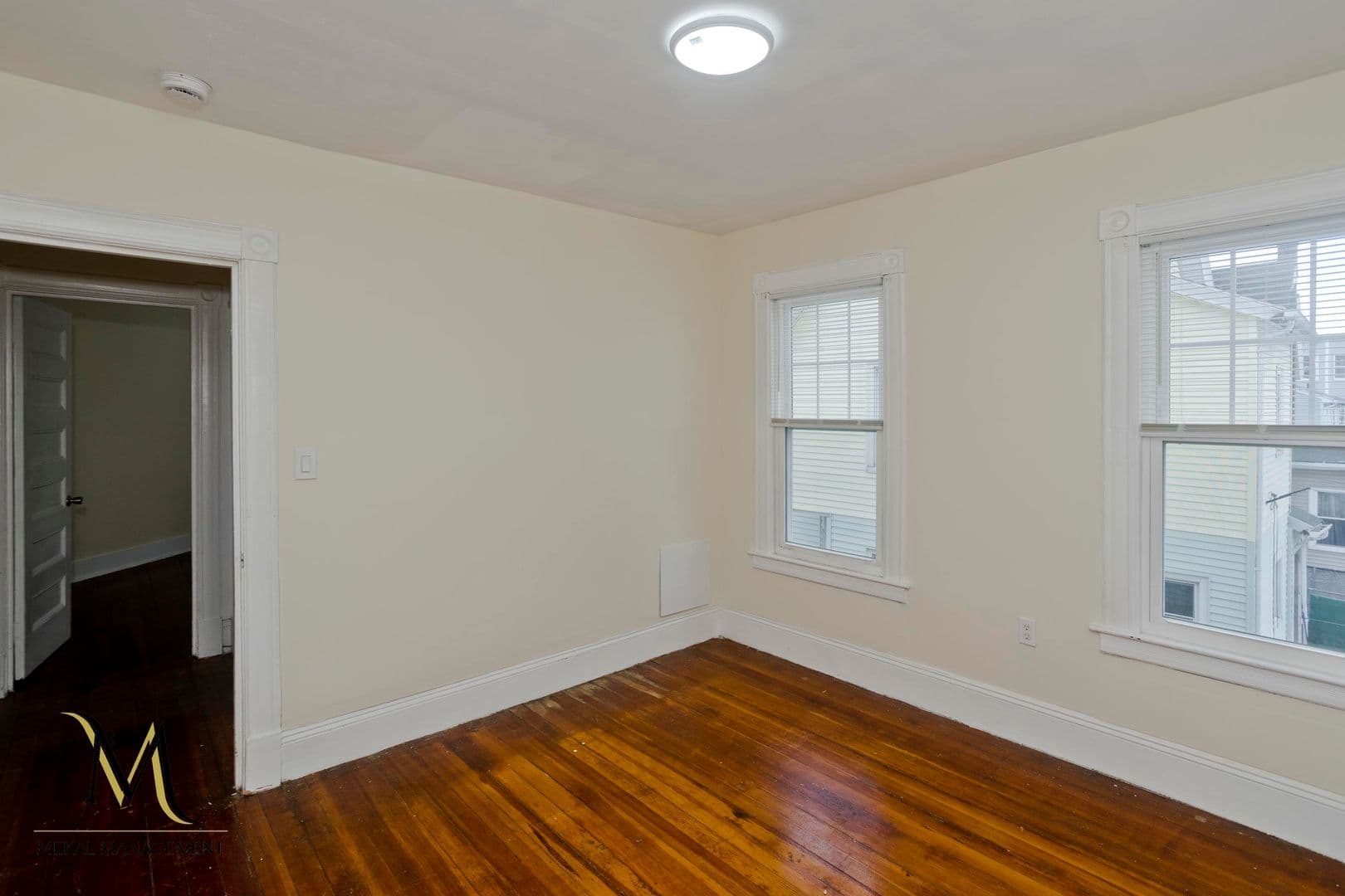Springfield Apartment: 54 Clantoy Street