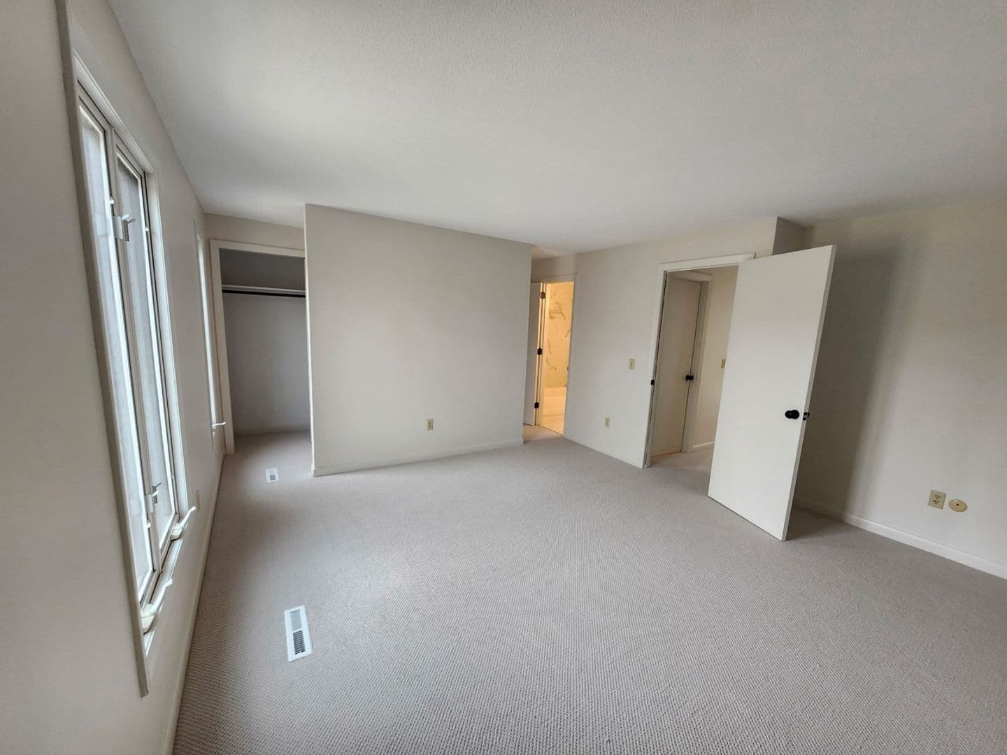 Amherst Condo: 10 Winston Court