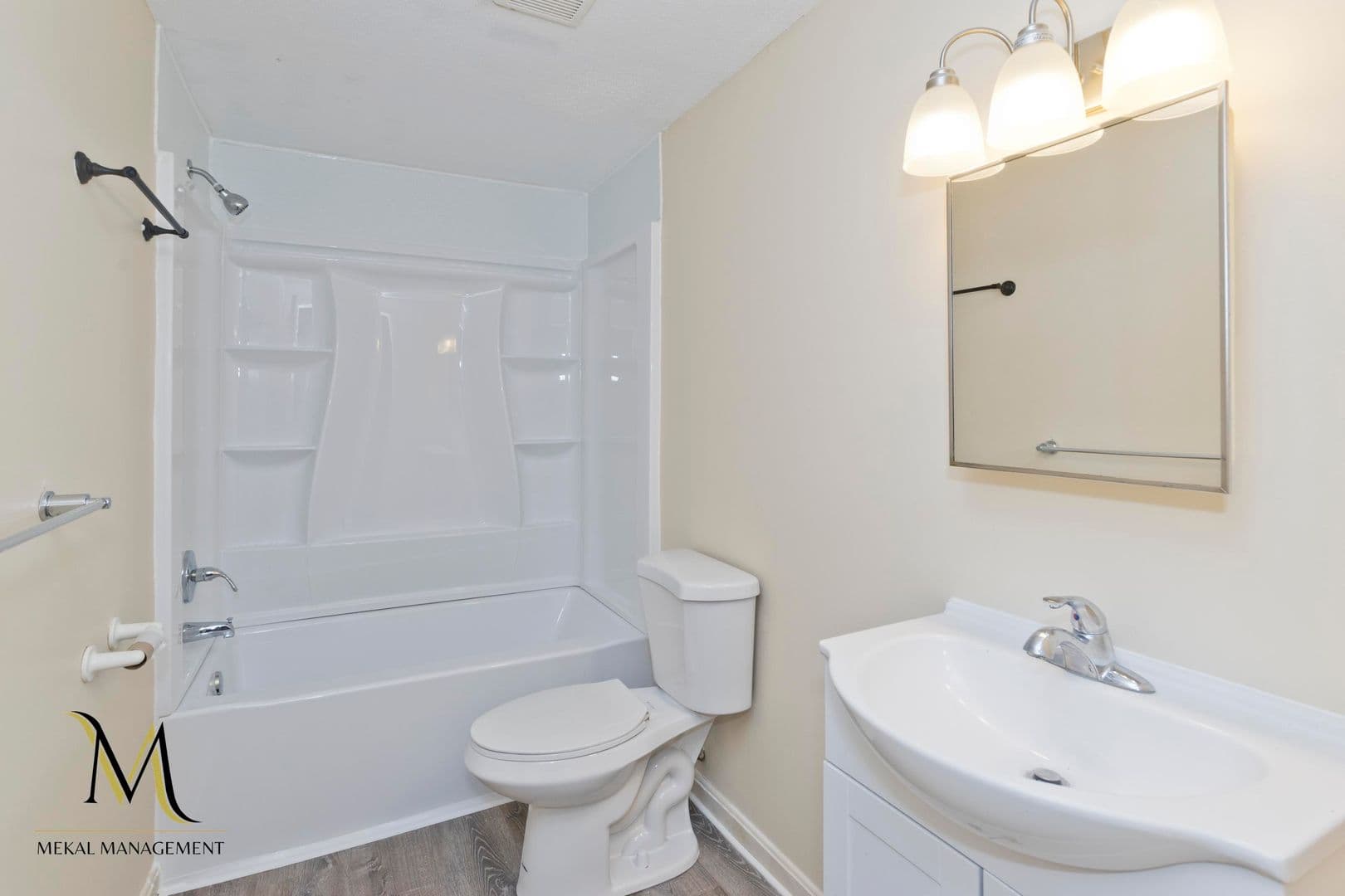 Easthampton Apartment: 9-29 West Lake Street/2-4 Culdaff Street