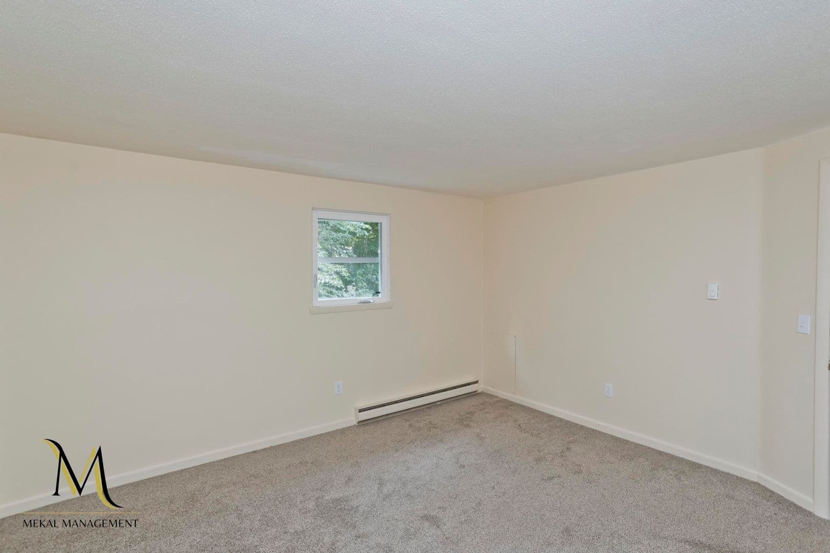 Easthampton Apartment: 9-29 West Lake Street/2-4 Culdaff Street