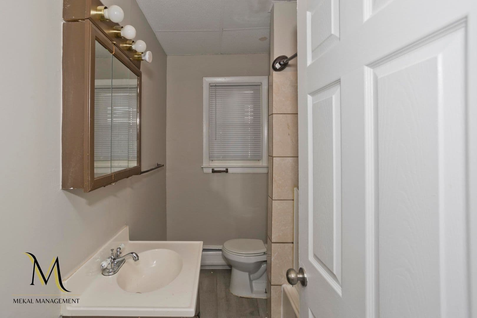 Ludlow Apartment: 129-139 Hubbard St