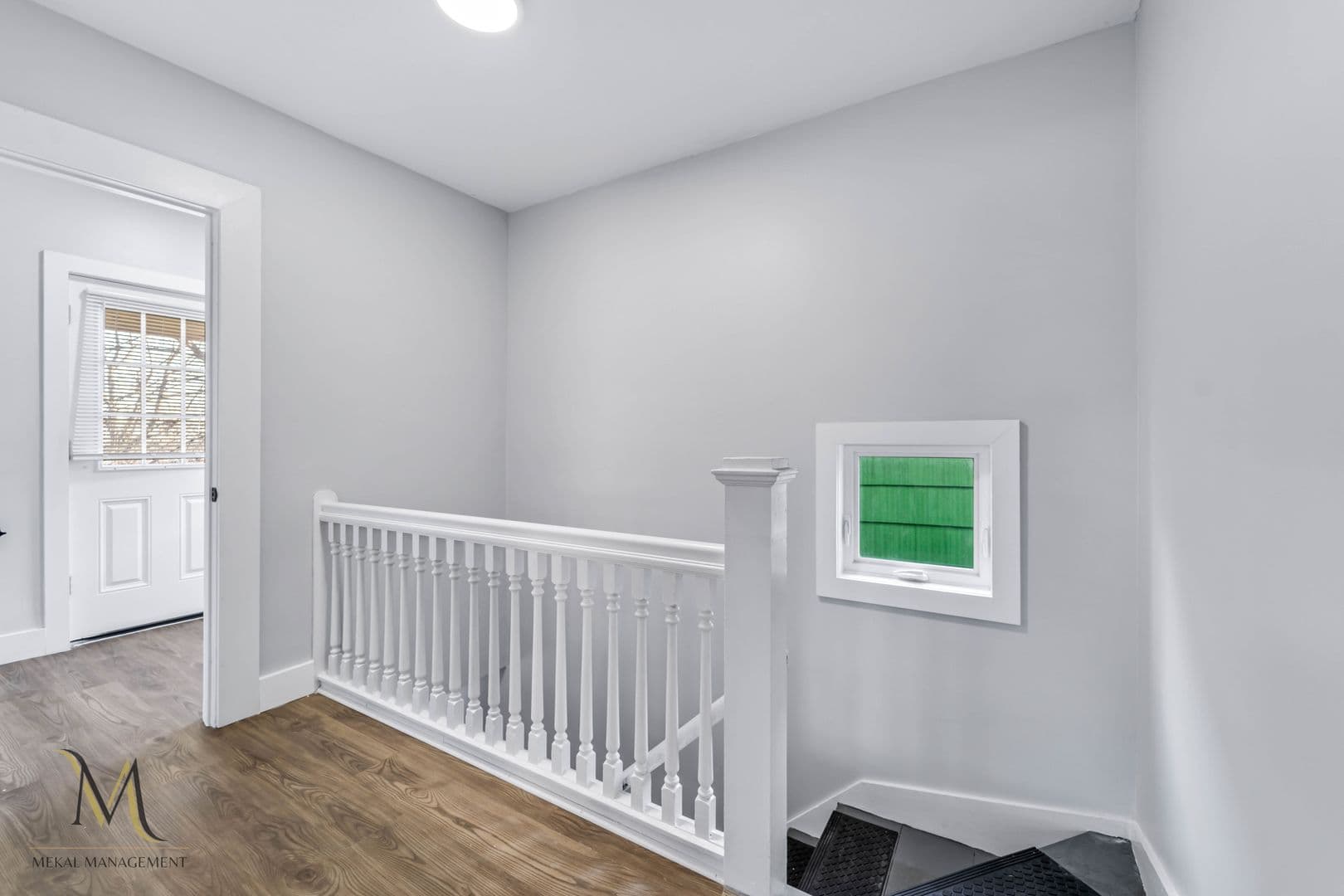 Holyoke Apartment: 403-405 S Elm St