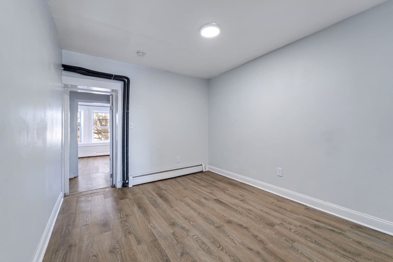 SPRINGFIELD Apartment: 685 STATE ST