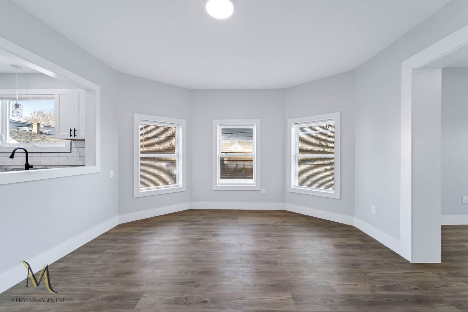 Holyoke Apartment: 403-405 S Elm St