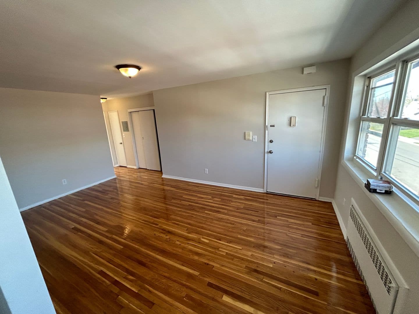 Union Apartment: 2730-2750 Morris Ave