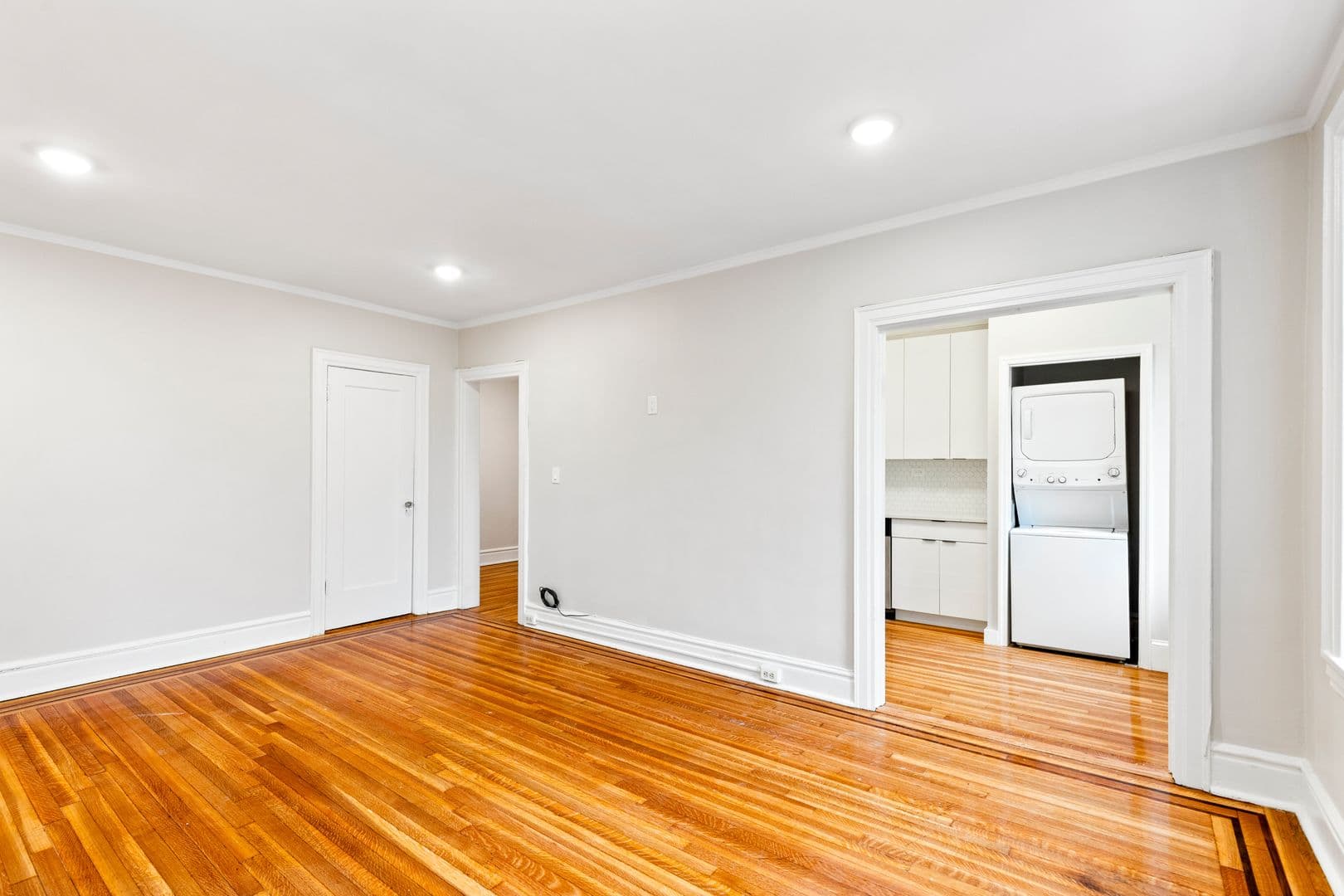 Montclair Apartment: 39-41 North Fullerton Ave