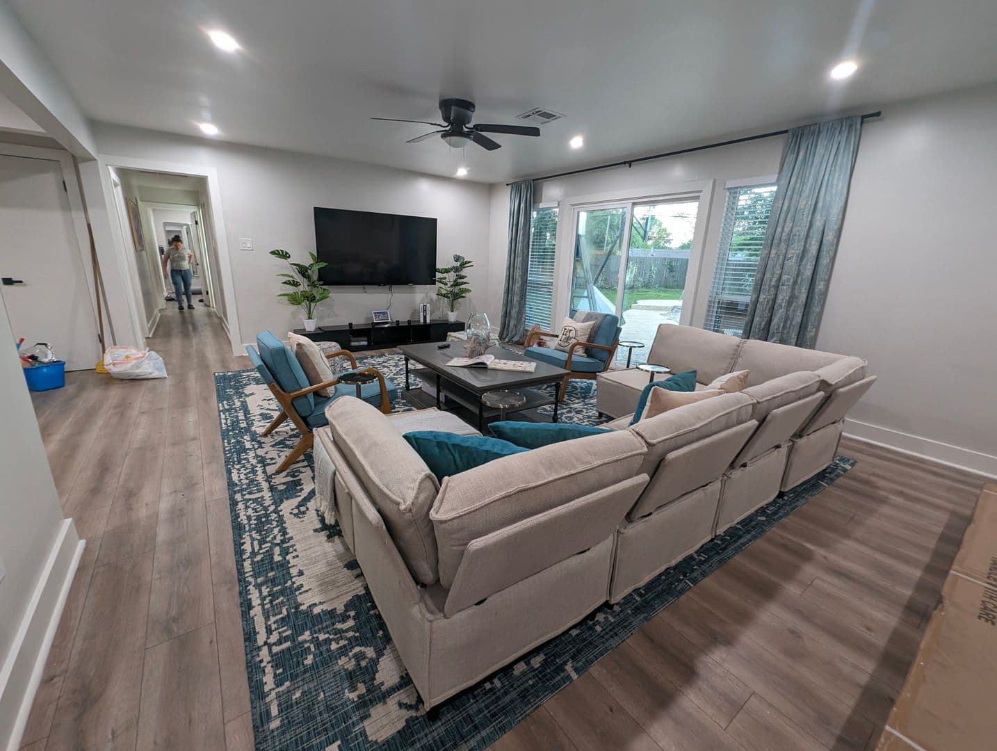 Houston House: 10415 Westray Street