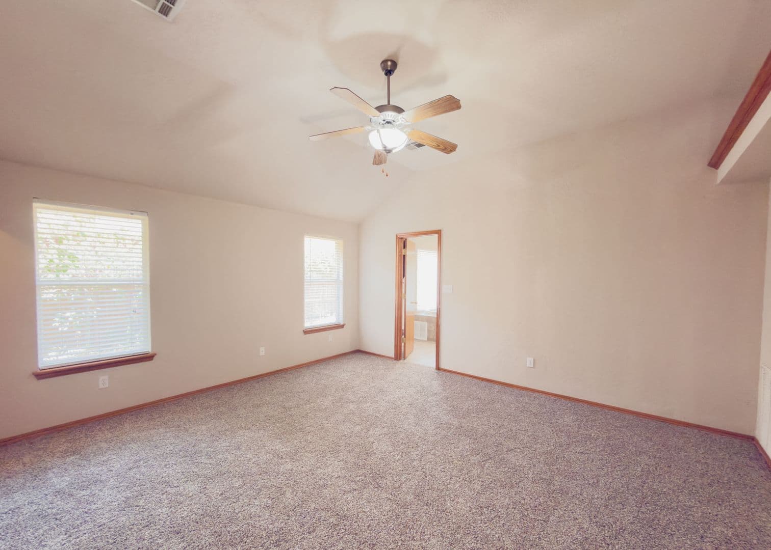 Moore House: 1633 SW 32nd Street