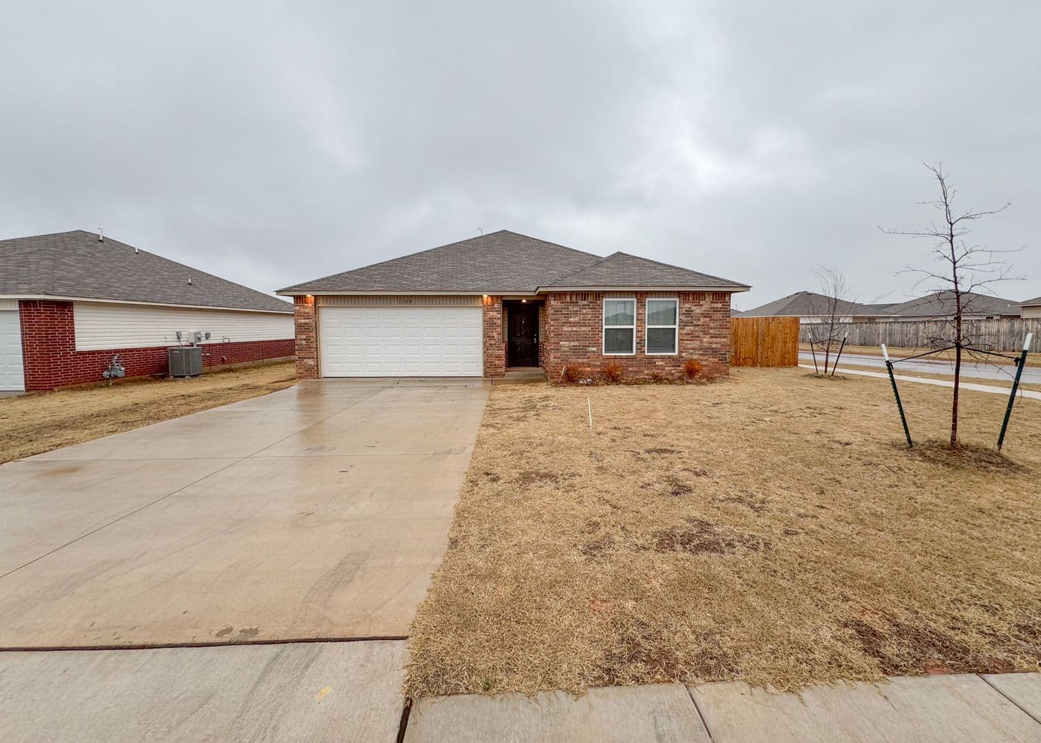 Mustang House: 1109 S Appaloosa Lane
