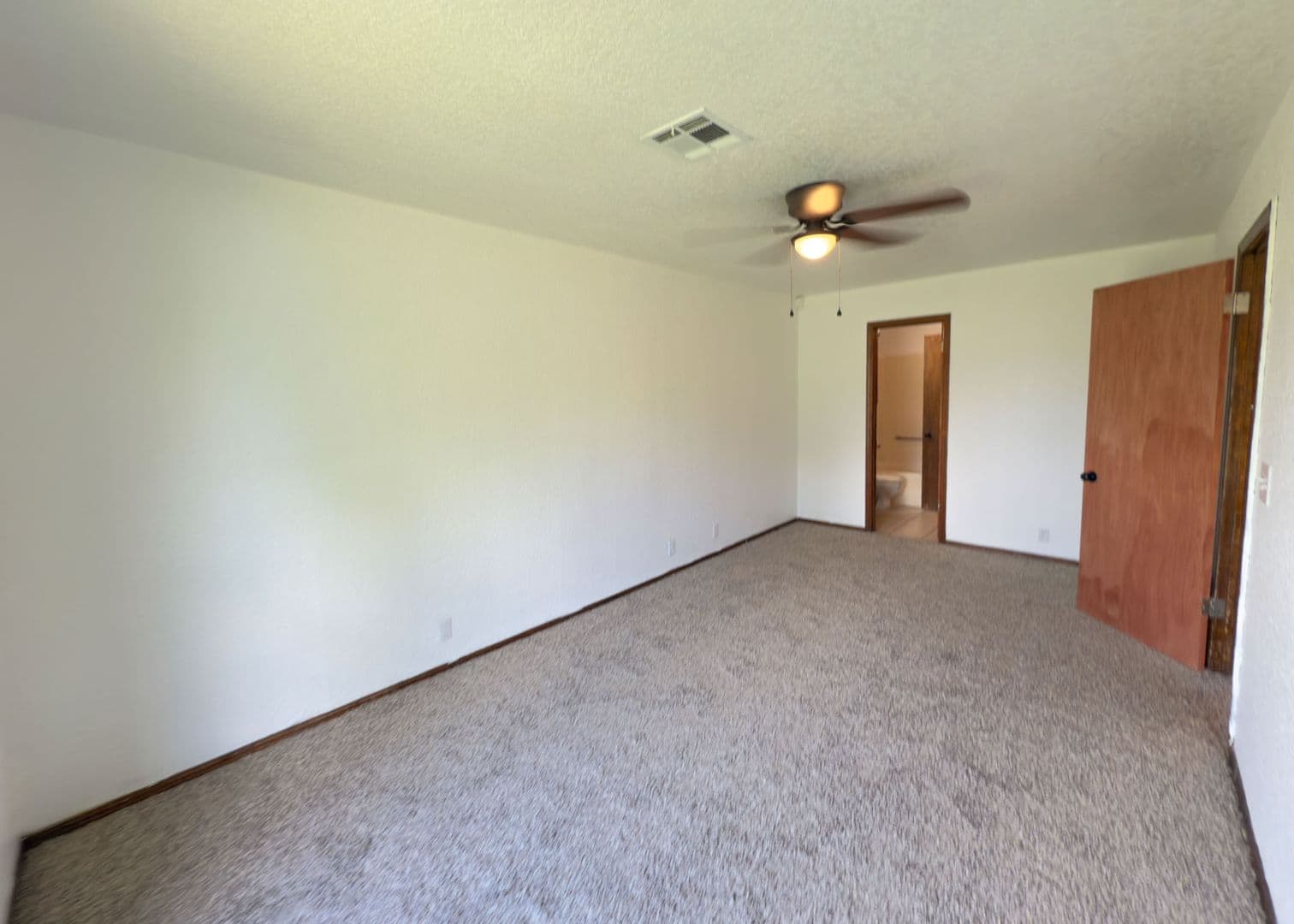 Edmond House: 1109 Dustin Drive