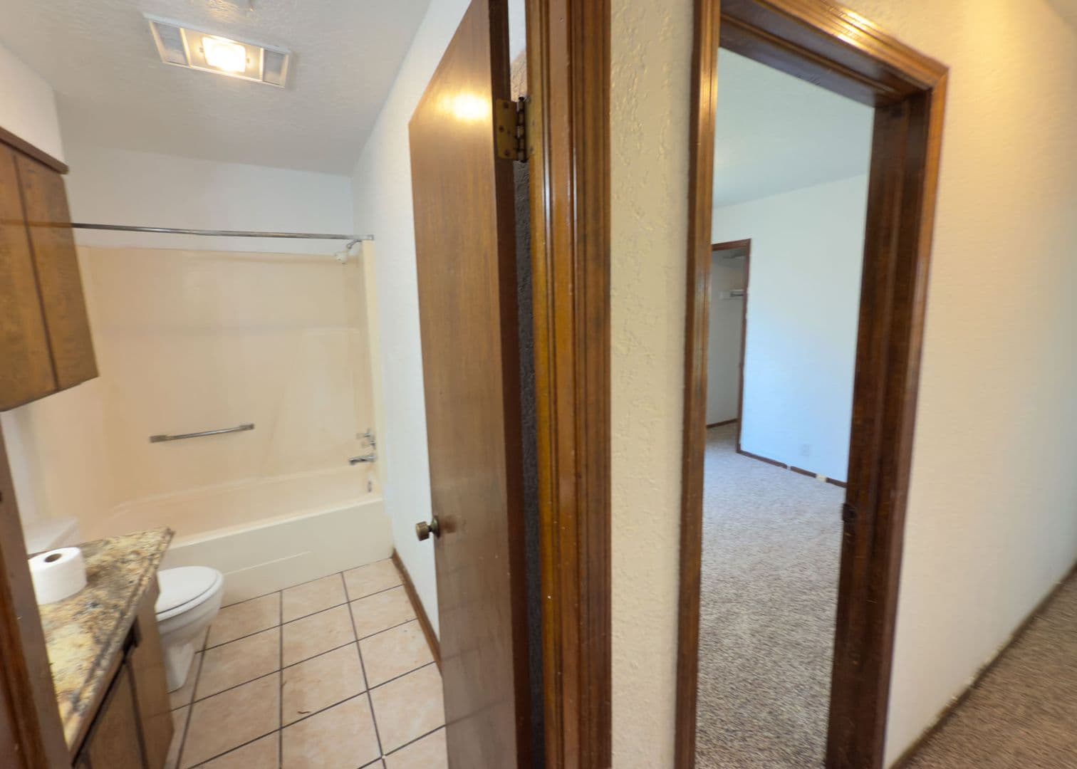 Edmond House: 1109 Dustin Drive