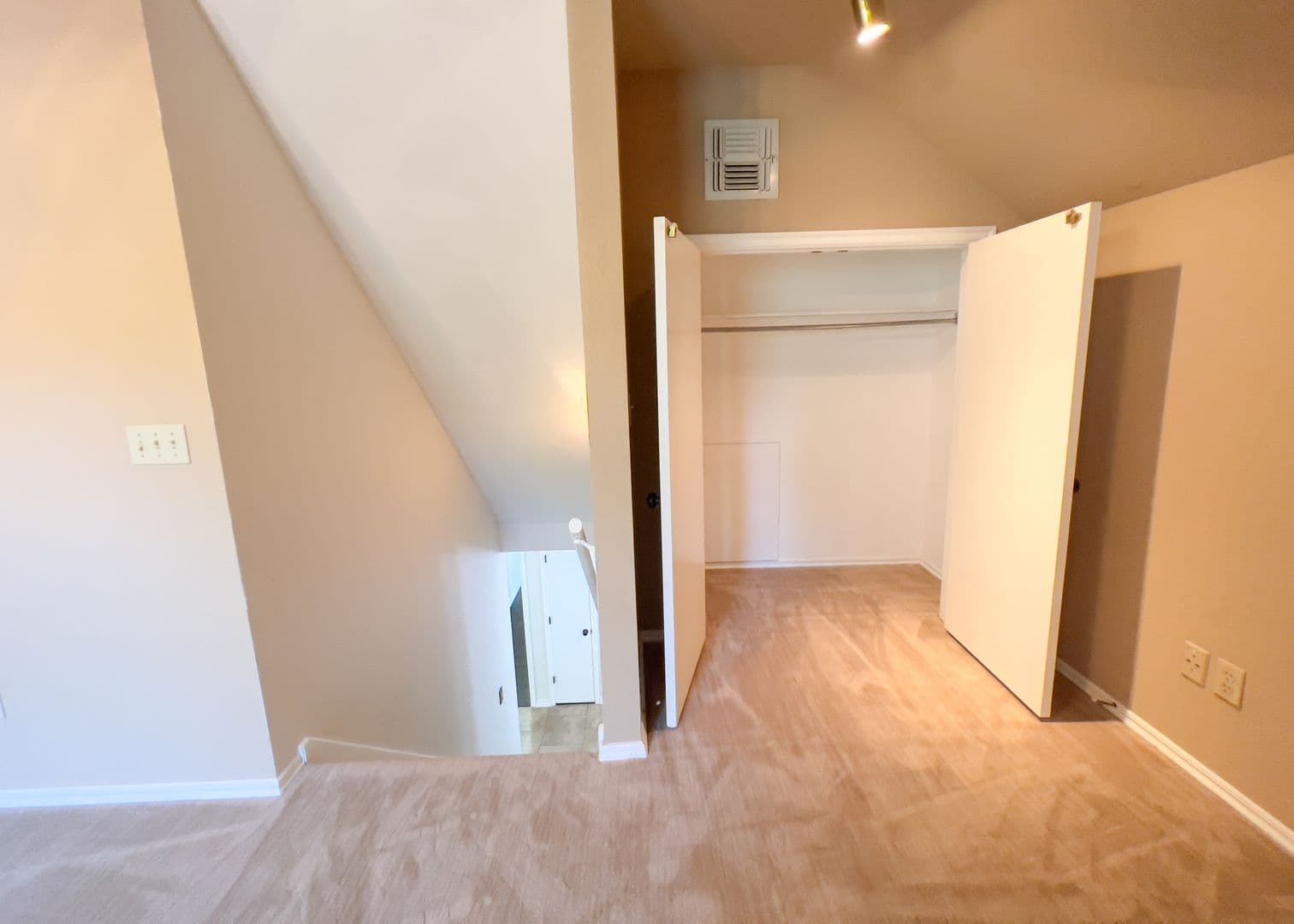 Oklahoma City House: 11800 Kingsridge Terrace