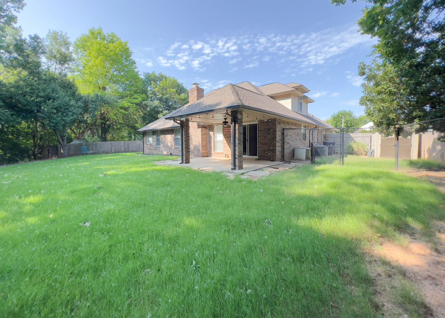 Oklahoma City House: 11800 Kingsridge Terrace