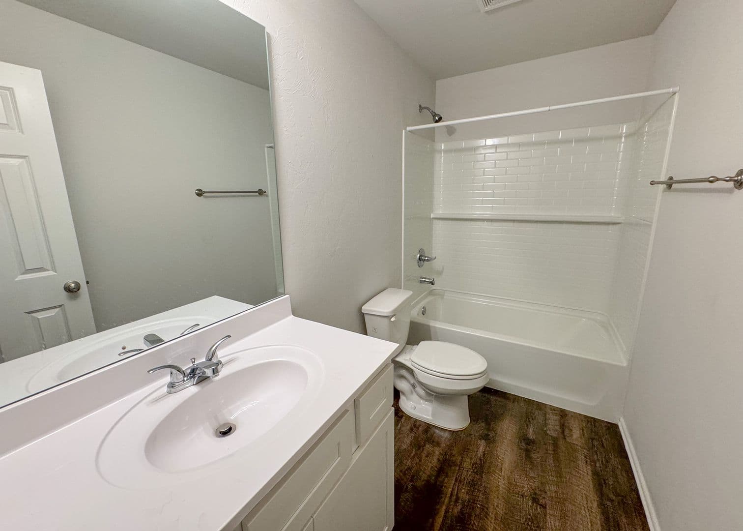 Mustang House: 1109 S Appaloosa Lane