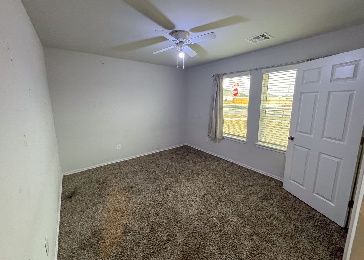 Mustang House: 1109 S Appaloosa Lane