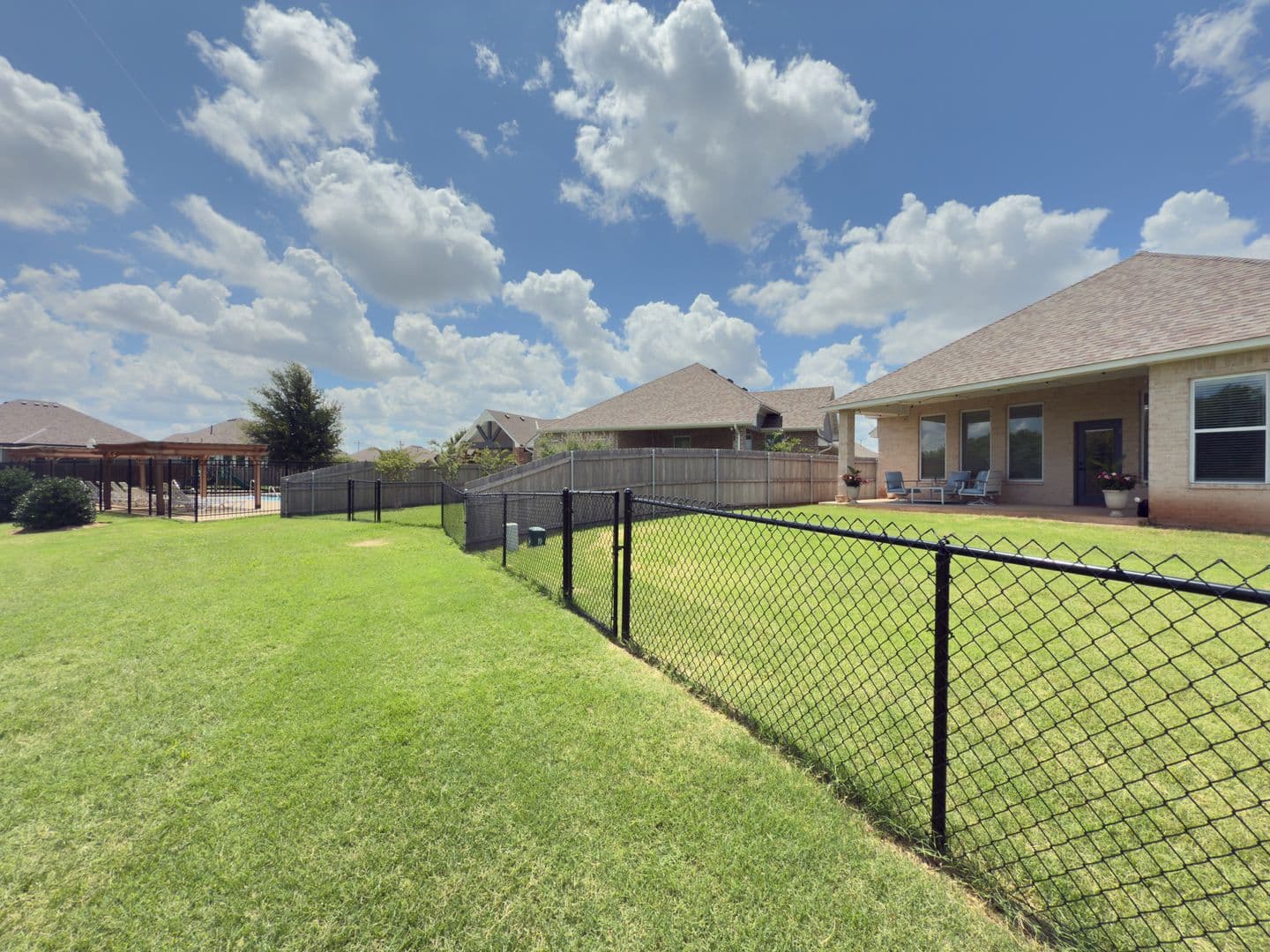 Edmond House: 6109 NW 158th ST